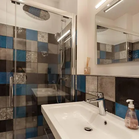 Beautiful &cozy Flat Located In Hyper Downtown Διαμέρισμα *