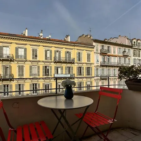 Apartment Beautiful &cozy Flat Located In Hyper Downtown *
