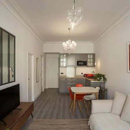 Beautiful &cozy Flat Located In Hyper Downtown Apartment Nice