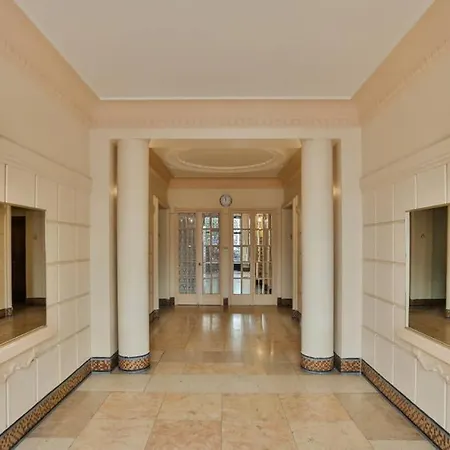 Beautiful &cozy Flat Located In Hyper Downtown